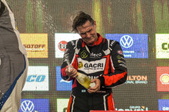 WhatsApp-Image-2025-12-18-at-21.51.41-3