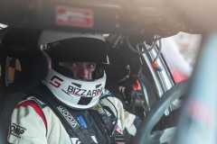 BRI06904