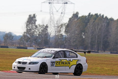 7M4A3001