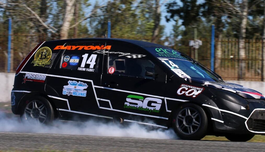 PRIMERA VEZ EN SAN NICOLAS PARA VAZQUEZ