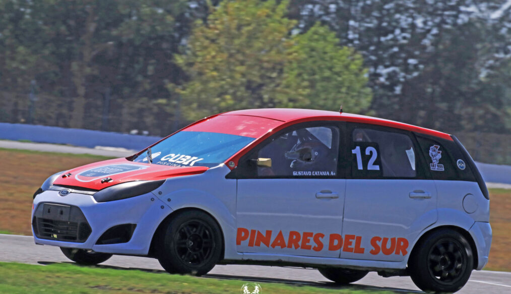 CATANIA PEGA LA VUELTA