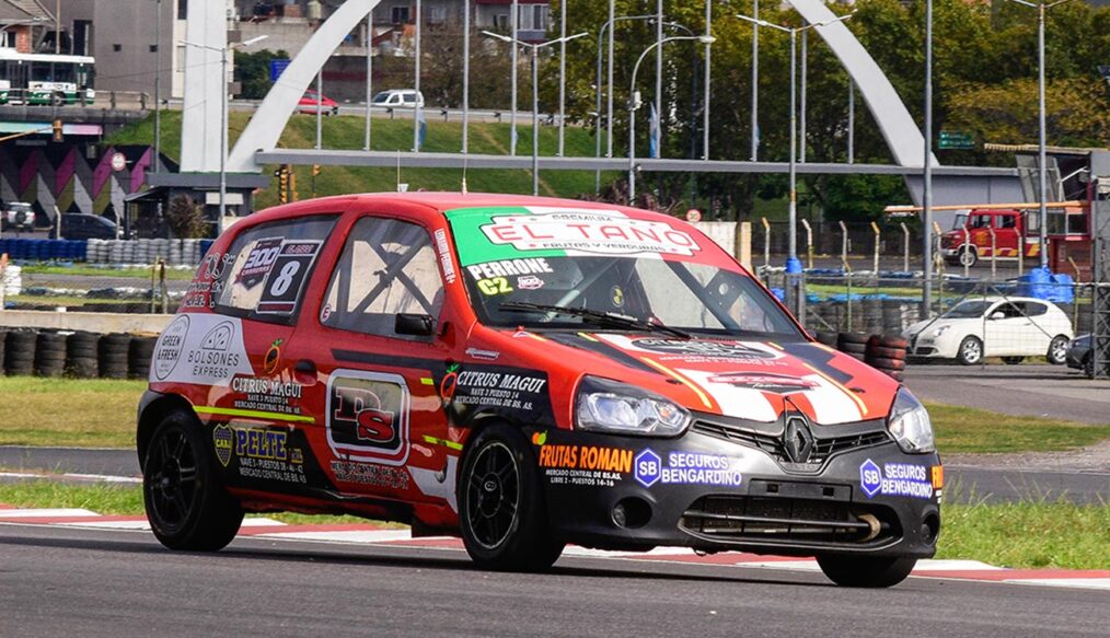 TRABAJOS EN EL AUTO DEL LIDER
