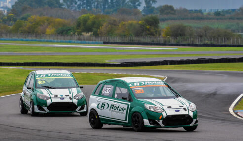 1-2-3 DEL TEAM AUTO RACING EN LA SERIE
