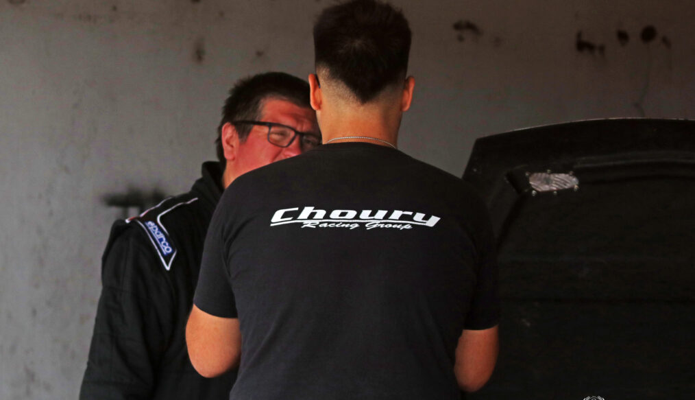 EL EQUIPO CHOURY CON 3 AUTOS EN EL ARRANQUE