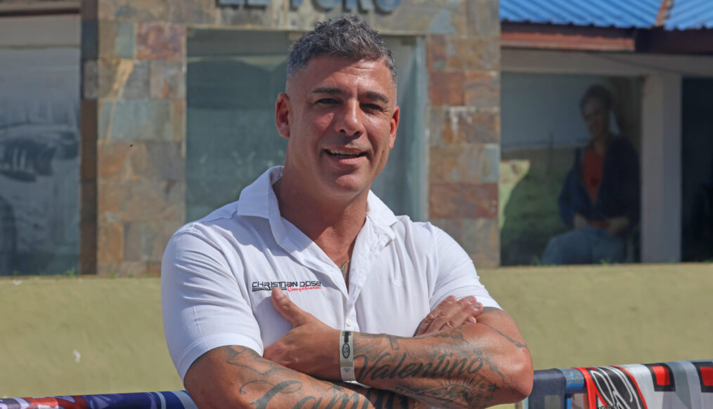 DEBUTS 2025: SEBASTIAN DE TEZANOS