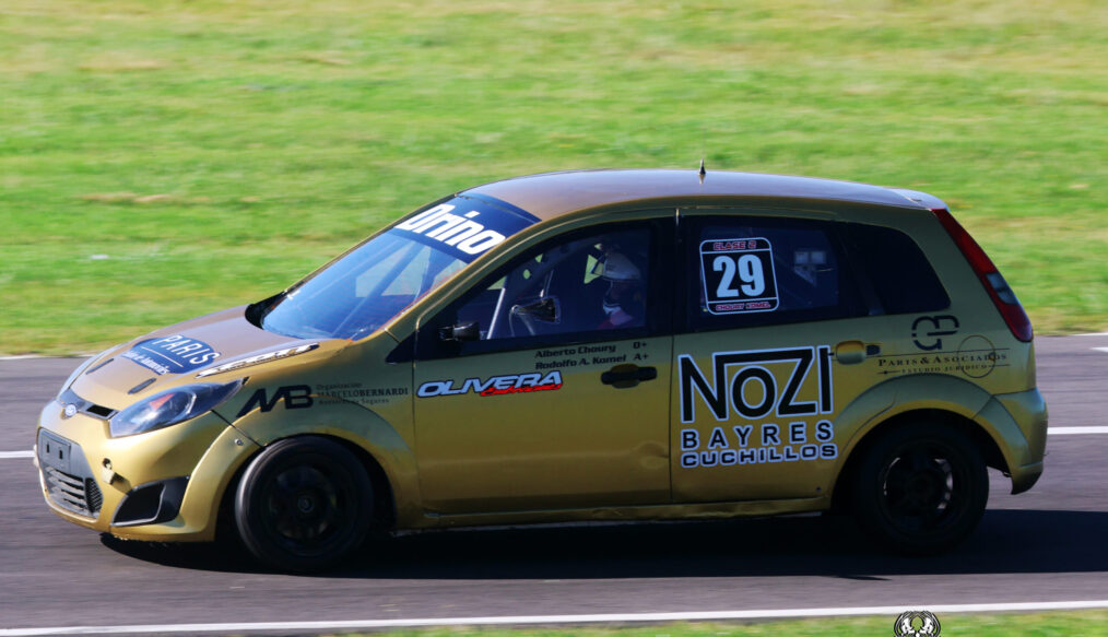 RODO KOMEL Y SU DEBUT EN EL AUTOMOVILISMO