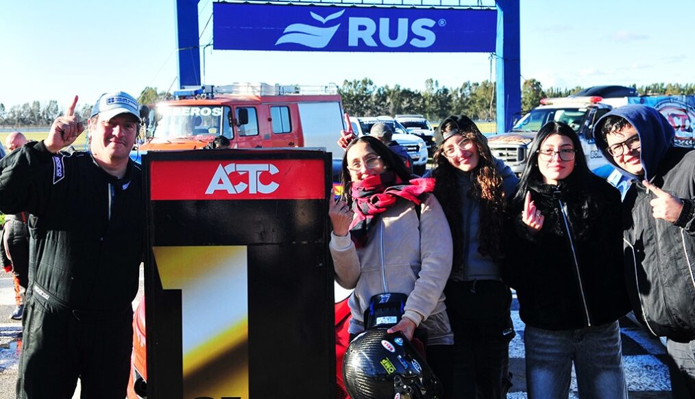 CAPEANS VOLVIO A LA VICTORIA