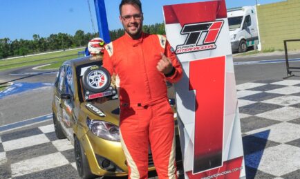 CHOURY SE QUEDÓ CON LA POLE “NEUMA RACE”