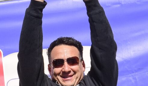 VUELVE EL CAMPEON, REGRESA CAPORELLI