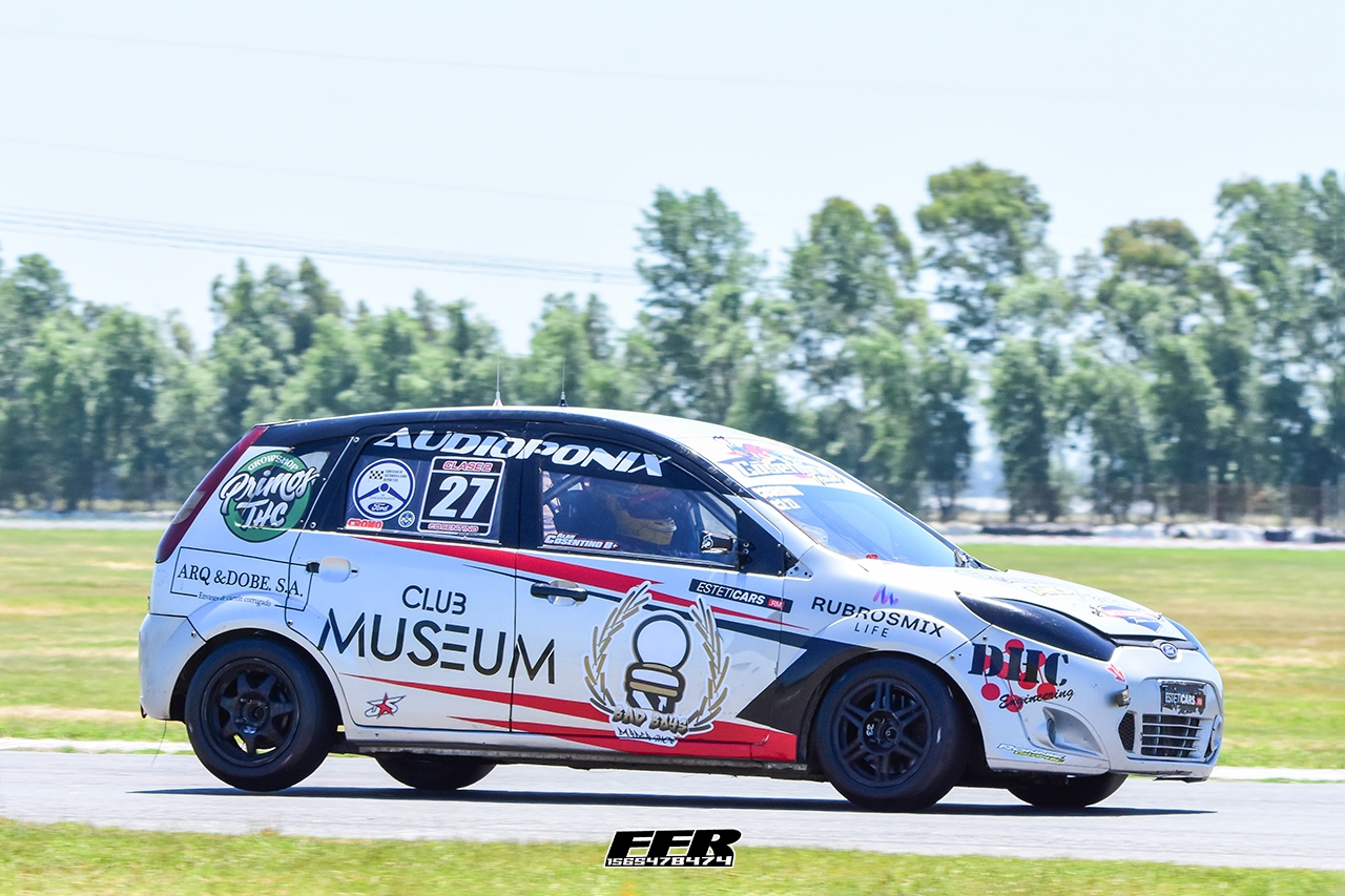 UN PAJARO QUE VOLO EN SU DEBUT