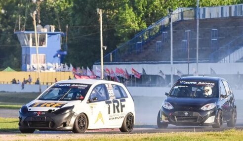 TRABAJOS EN EL AUTO RACING TEAM