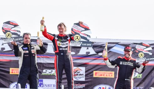 ESTEBAN ECHEVERRIA COPO EL PODIO DE LA PRIMERA